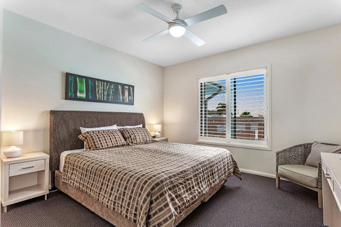 Pacific Blue 278-265 Sandy Pt Rd- Dual Key Access, Wifi, Linen And Air Conditioning - Accommodation 4U 10