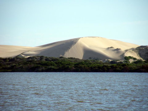 Coorong Waterfront Retreat - Accommodation 4U 27