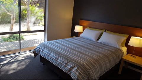 Coorong Waterfront Retreat - Accommodation 4U 2