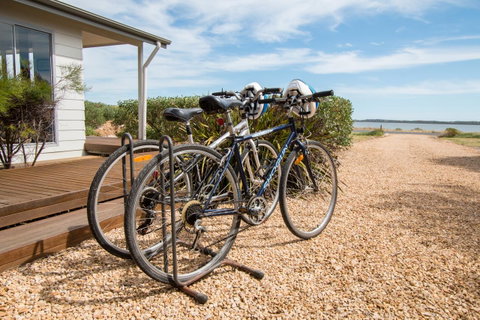 Coorong Waterfront Retreat - Accommodation 4U 5