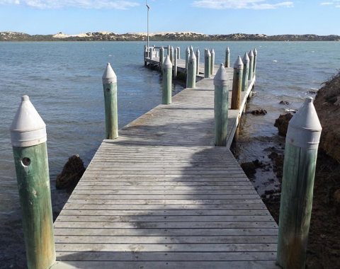 Coorong Waterfront Retreat - Accommodation 4U 33