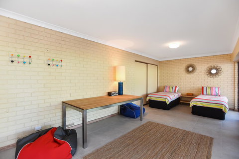 Port Of Call - Port Willunga - C21 SouthCoast Holidays - Accommodation 4U 21