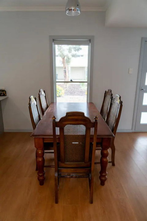 Gawler Townhouse 3 Bedroom - Accommodation 4U 21