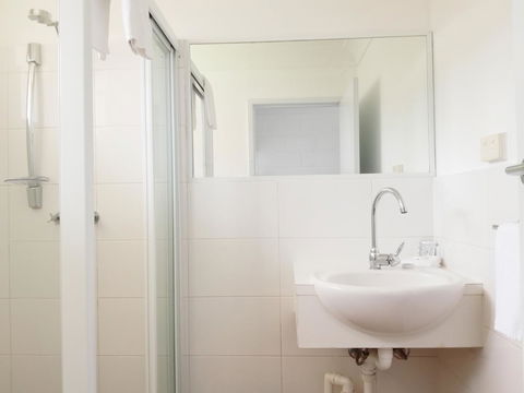 Arcadia Motel - Accommodation 4U 9