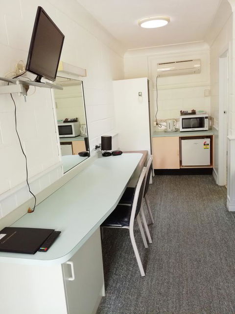 Arcadia Motel - Accommodation 4U 26