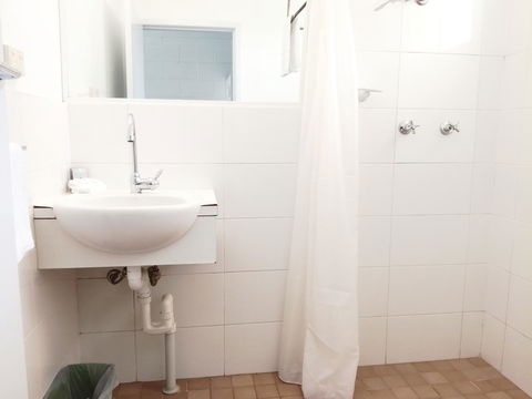 Arcadia Motel - Accommodation 4U 13