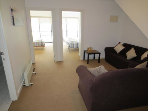 Lights Landing Apartments - Accommodation 4U 35
