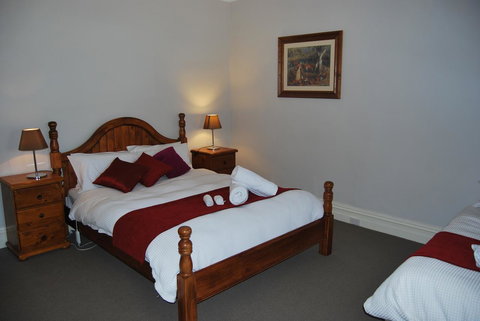 Jacaranda Cottage - Accommodation 4U 7