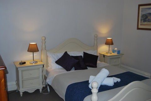 Jacaranda Cottage - Accommodation 4U 4