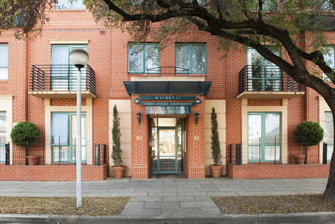 Majestic Tynte Street Apartments - Accommodation 4U 3