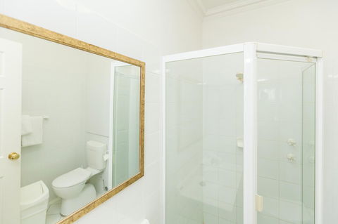 Majestic Tynte Street Apartments - Accommodation 4U 14