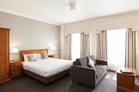 Majestic Tynte Street Apartments - Accommodation 4U 6