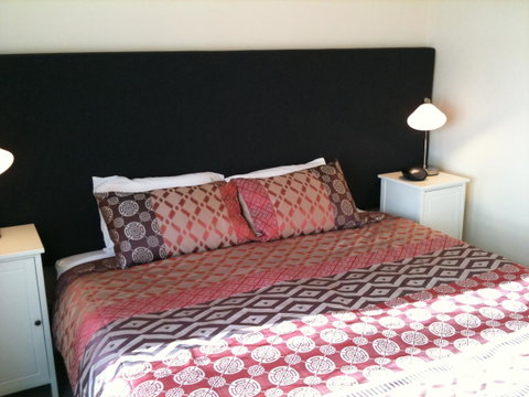 Adelaide - Semaphore Beach Front - Accommodation 4U 12