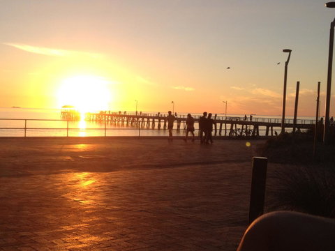Adelaide - Semaphore Beach Front - Accommodation 4U 6