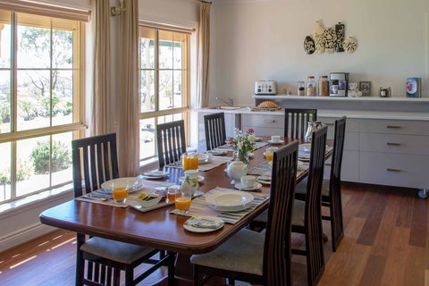 Angaston House - Accommodation 4U 11