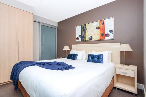 Pier Luxury Apartments - Accommodation 4U 16
