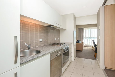 Pier Luxury Apartments - Accommodation 4U 15