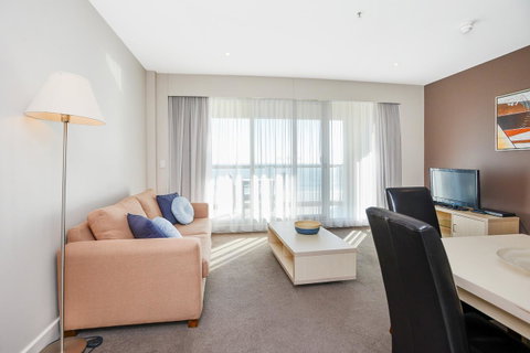 Pier Luxury Apartments - Accommodation 4U 13