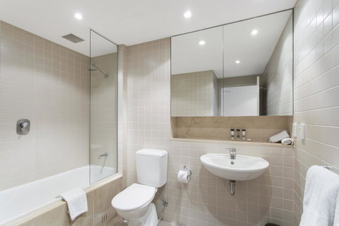 Pier Luxury Apartments - Accommodation 4U 4