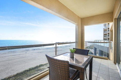 Pier Luxury Apartments - Accommodation 4U 7