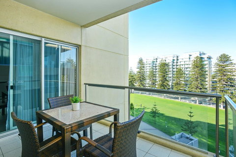 Pier Luxury Apartments - Accommodation 4U 26