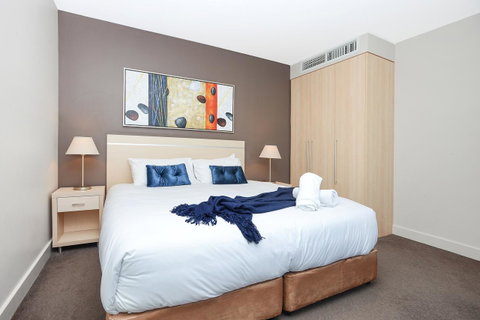 Pier Luxury Apartments - Accommodation 4U 22