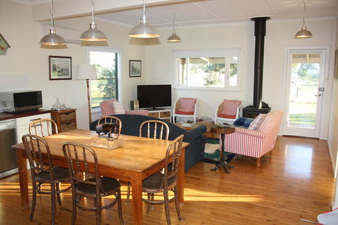 Rabbiters Hut - Accommodation 4U 6