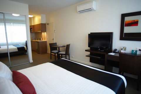 Quest Mawson Lakes - Accommodation 4U 3