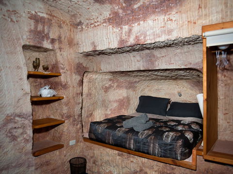 Ali\'s Underground Studio - Accommodation 4U 9