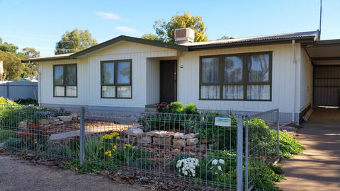 The Quorn-er House - Accommodation 4U 3
