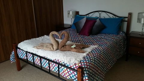 The Quorn-er House - Accommodation 4U 8