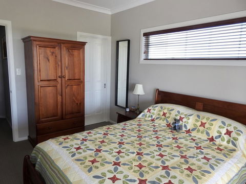 Rezare House Bed & Breakfast - Accommodation 4U 12