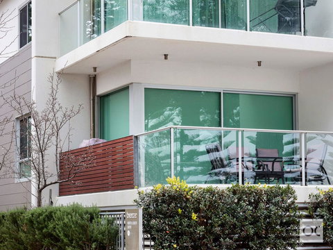 Breeze Beachfront Apartment - Accommodation 4U 25