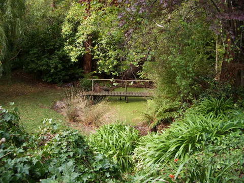 Hilltop - Accommodation 4U 11