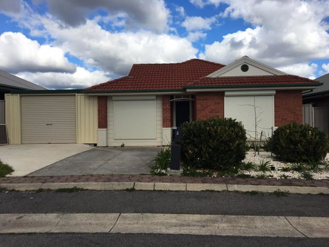 Windsor Gardens Home - Accommodation 4U 17