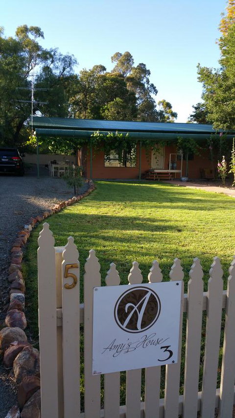 Amy\'s House Bed & Breakfast - Accommodation 4U 11
