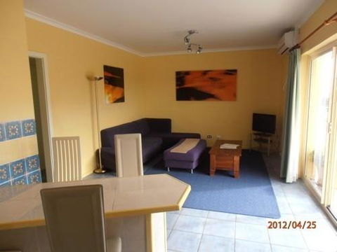 Esplanade Apartments At West Beach - Accommodation 4U 3