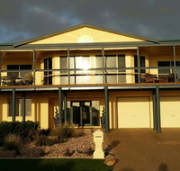 Beachside Escape on The Esplanade - Accommodation 4U