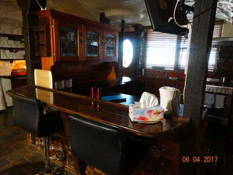 Di's Place - Accommodation 4U 8