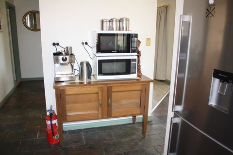 Maslin Beach House - Accommodation 4U 11