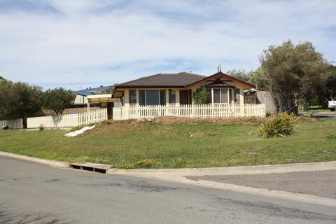 Maslin Beach House - Accommodation 4U 0