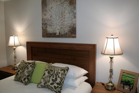 Jacaranda Homestay - Accommodation 4U 9