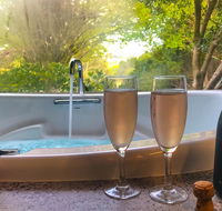 Adelaide Hills Retreats - Accommodation 4U