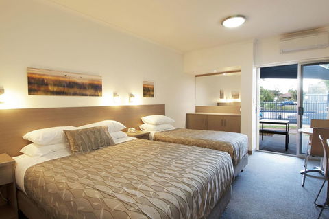Loxton Community Hotel Motel - Accommodation 4U 16