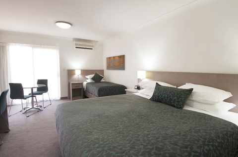 Loxton Community Hotel Motel - Accommodation 4U 8