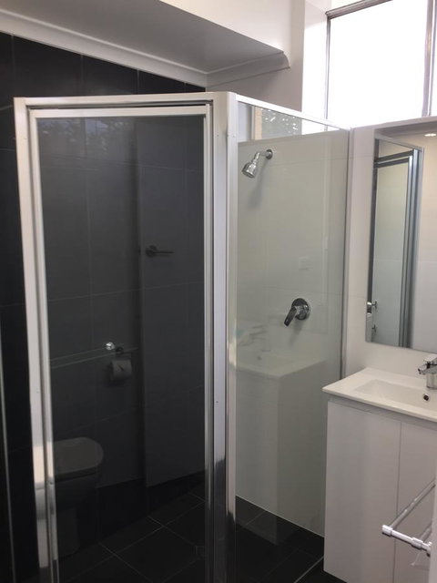 Hilton Beachfront Motel - Accommodation 4U 29