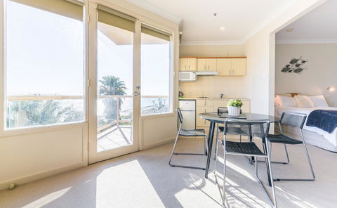 The Bluff Resort Apartments - Accommodation 4U 9
