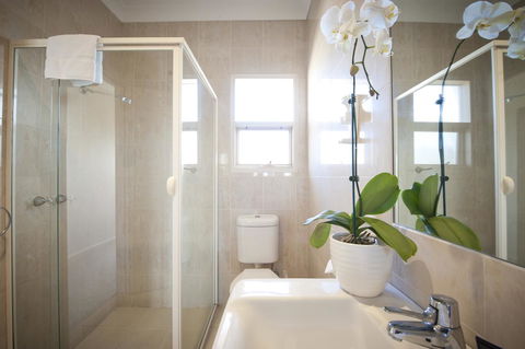 The Bluff Resort Apartments - Accommodation 4U 33