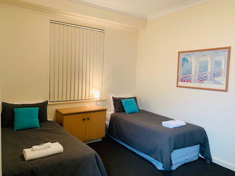 The Bluff Resort Apartments - Accommodation 4U 5