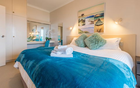 The Bluff Resort Apartments - Accommodation 4U 31